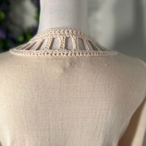 Chicos,1,(US M) Long sleeve front zip open embroidered linen /viscose cardigan - Picture 5 of 8